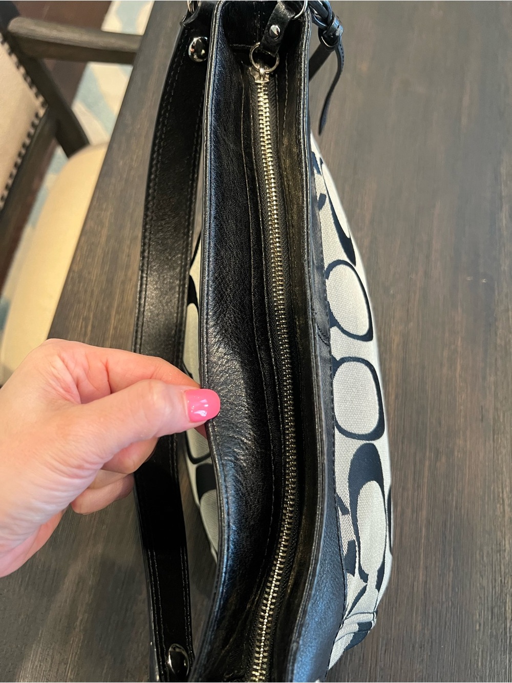 Coach Black & Grey Signature Zoe - Picture 7 of 16